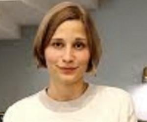 Giulia Enders Giulia Enders